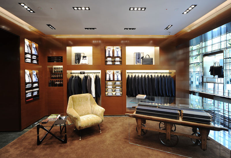 Going to shopping See the world's 3 most stylish Luxury  Stores-Ermenegildo-Zegna-Boutique-Paris-Couture-Room, BRABBU