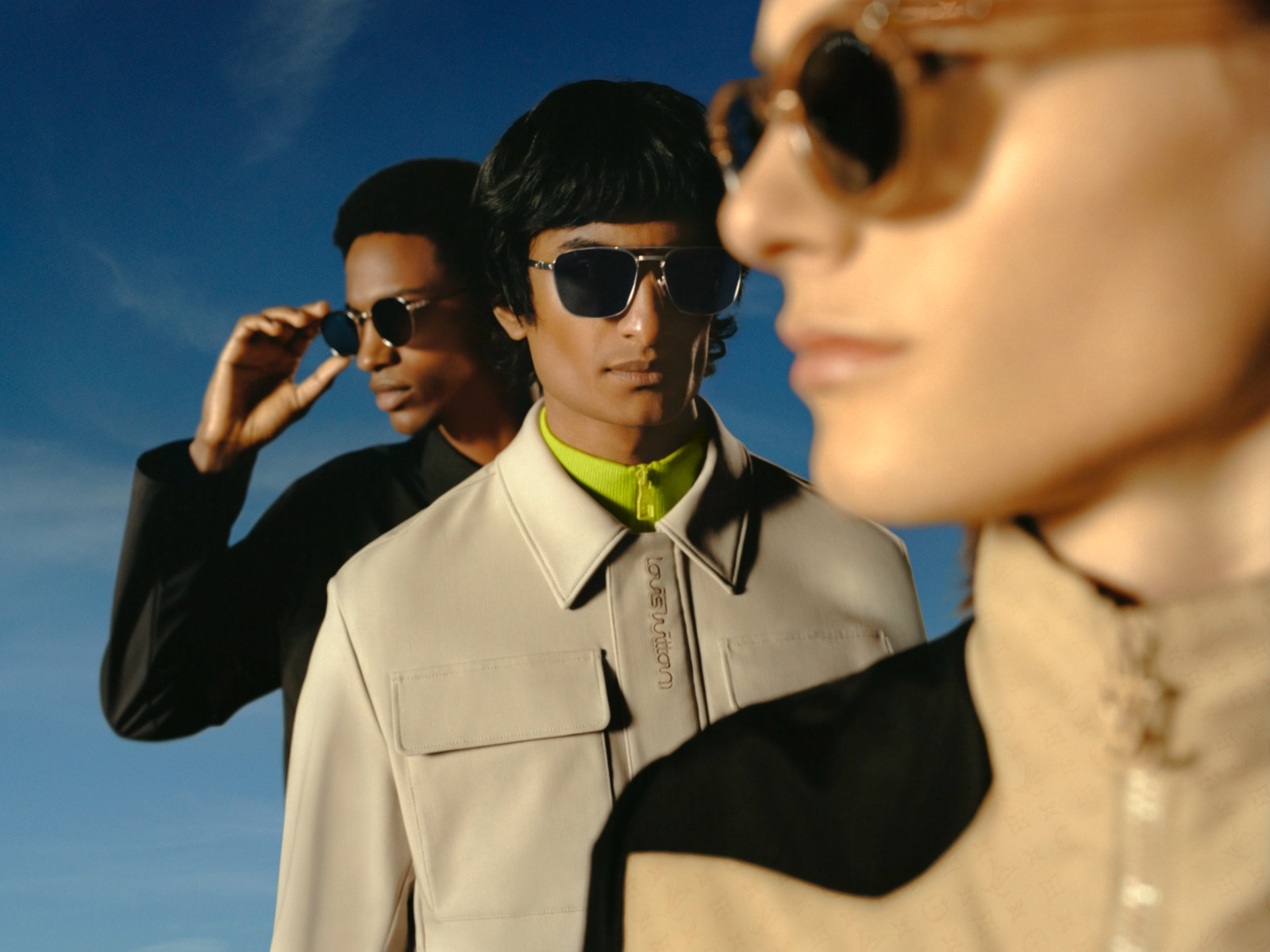 Louis Vuitton LV Signature Square Round Sunglasses Anthracite Acetate. Size U
